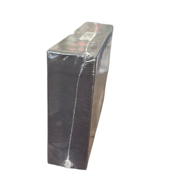 Exploding Kittens NSFW Edition Card Game NEW Sealed - Picture 3 of 3